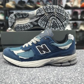 تصویر کفش رانینگ نیوبالانس ۲۰۰۲ آر سورمه ای New balance 2002R 