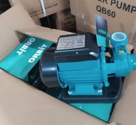 تصویر پمپ آب نیم اسب اوربیت مدل QB60 با پایه ضد لرزش 
