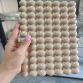 تصویر سینی مرواریدی کرم