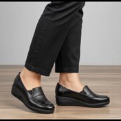 تصویر کفش طبی راحتی خطی 