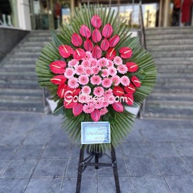 تصویر تاج گل تبریک معین 