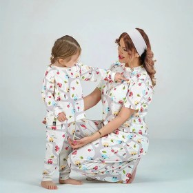 تصویر ست مادر و کودک طرح خیابان و ماشین‌ها 