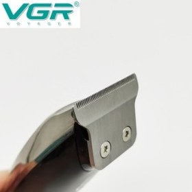 تصویر ماشین اصلاح وی جی آر مدل V-093 با تکنولوژی برش مستقیم و ضد آب 