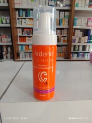 تصویر فوم شوینده و شفاف کننده صورت حاوی ویتامین سی آردن 