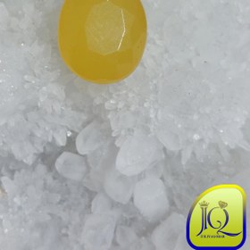 تصویر نگین یاقوت زرد 