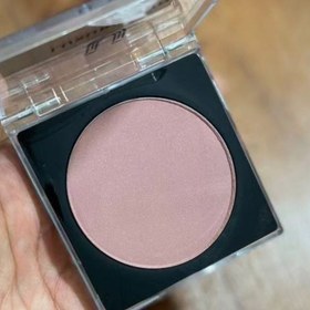 تصویر رژگونه blusher