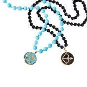 تصویر گردنبند سنگ اونیکس و ورق طلا ماه آذر 