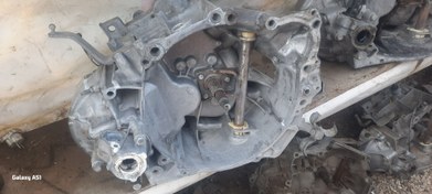 تصویر گیربکس پژو مناسب سمند و پرشیا و ۴۰۵ 