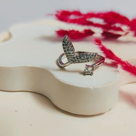 تصویر انگشتر دم‌ وال نگین‌دار 