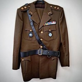 تصویر یونیفرم کت شلوار سرهنگ دوم ارتش پهلوی سایز 50 