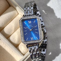 تصویر ساعت مچی دنیل ولینگتون صفحه آبی کاربنی 