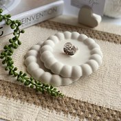 تصویر استند گرد مرواریدی 