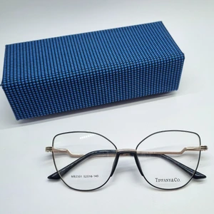 تصویر فروشگاه الیور