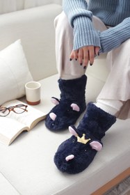 تصویر پاپوش خزدار ساقدار زنانه مدل موش تاج دار 