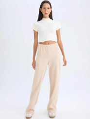 تصویر شلوار مجلسی آجدار سنتی اسپانیایی برند Defacto ( عملا ) به رنگ بژ 