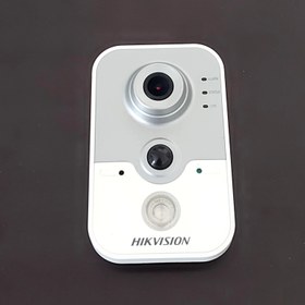 تصویر دوربین تحت شبکه هایک ویژن DS-2CD2420F-IW Hikvision DS-2CD2420F-IW IP Camera