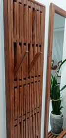 تصویر رخت آویز چوبی Wooden clothes hanger