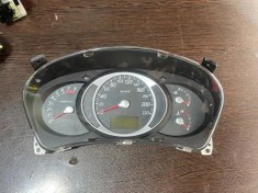تصویر صفحه کیلومتر هیوندای توسان ۲۰۰۹ Instrument cluster