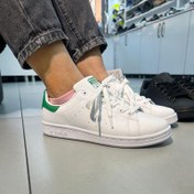 تصویر کتانی زنانه آدیداس مدل استن اسمیت با رویه چرم 