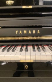 تصویر پیانو یاماها YAMAHA YU11 