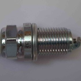 تصویر شمع خودرو NGK تک پلاتین ژاپن (دست 4تایی) اصلی گرید A spark plug NGK