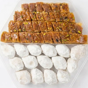 تصویر فروشگاه سوغات ایران زمین