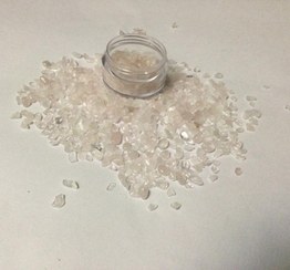 تصویر سنگ ریز تزیینی سفید صدفی 