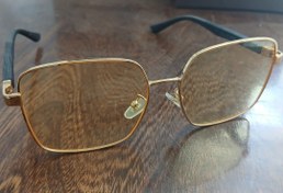 تصویر عینک شب 