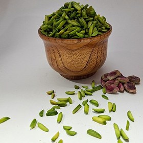 تصویر خلال پسته قزوین 