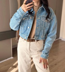 تصویر نیم کت زنانه طرح دار 