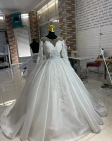 تصویر لباس عروس دو کلوش انجولیکا با تزیینات دانتل ترک Bride dress