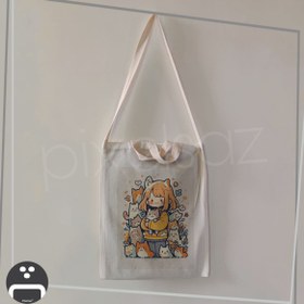 تصویر دختر و گربه ها 