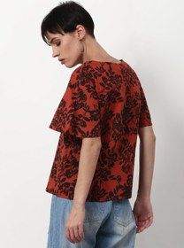 تصویر بلوز بافتنی گلدار رنگی قرمز مناسب استفاده روزمره برند abof Printed Casual Woven Top Red Floral Multicolor