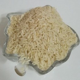 تصویر برنج ایرانی بسیار خوش مزه ا برنج محلی 1 کیلو «نیم دانه» برنج محلی 1 کیلو «نیم دانه»