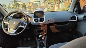 تصویر پژو 207 مدل 1398 ا دنده‌ای دنده‌ای