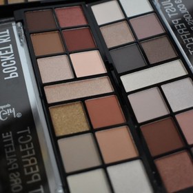 تصویر پالت سایه 13 رنگ دودوگرل Dodogrel 13 color shadow palette