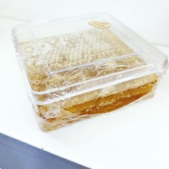 تصویر موم با عسل انگبین 