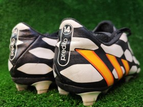 تصویر کتونی کفش استوک دار چمنی اورجینال آدیداس سایز۴۱ Football shoes