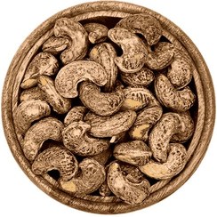 تصویر بادام هندی با پوست 