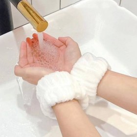 تصویر مچ بند حوله ای 