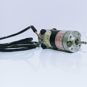 تصویر سروو موتور دی سی 24 ولت 2.7 آمپر | Mattke Antriebstechnik RS130E-R1000 – DC Servo-Motor استوک 