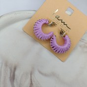 تصویر گوشواره کوچک و حصیری از برند i am 