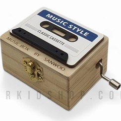 تصویر جعبه موزیکال چوبی طرح نوار کاست 