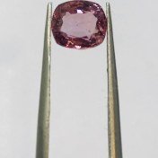 تصویر نگین اسپينل يا لعل اصل سایز 7*6 