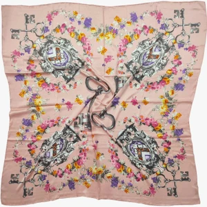 تصویر فروشگاه روسری حسینی