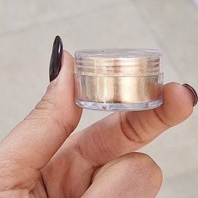 تصویر پیگمنت پودری صدفی 