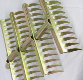 تصویر شن‌کش ۱۸ تیغه 