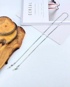 تصویر بند زنجیری عینک 