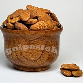 تصویر مغز بادام خارجی خام 