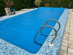 تصویر روکش استخر پلی اتیلن حباب دار پارس استخر 